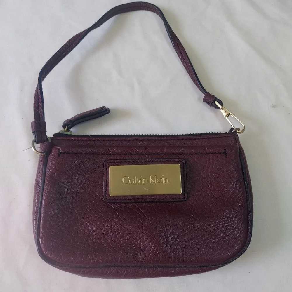 Calvin‎ Klein Burgundy Pebbled Faux Leather Wristlet Gold Hardware Bag